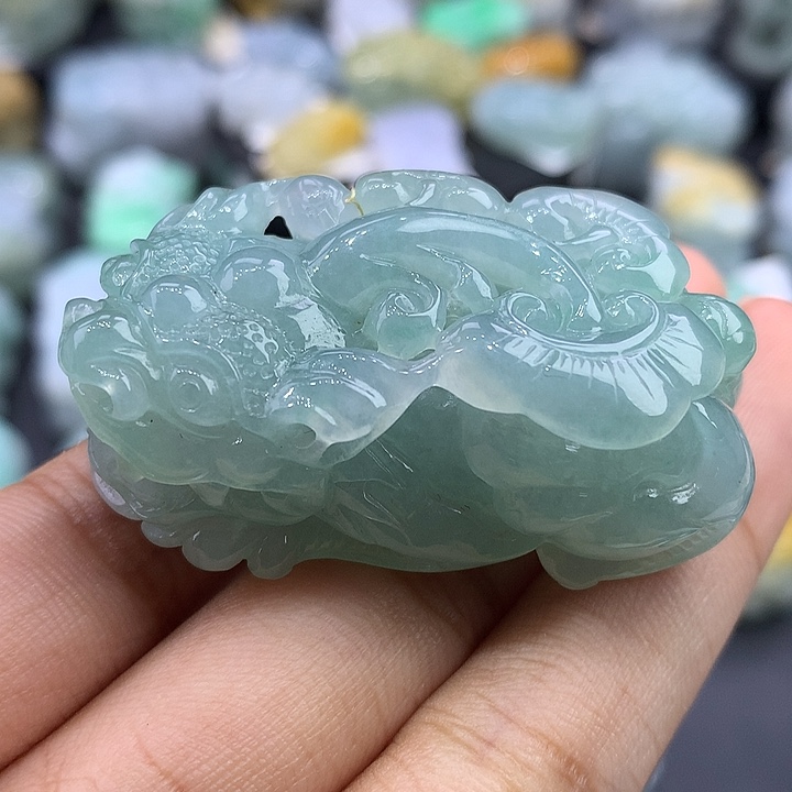 翡翠未镶嵌颈饰天然缅甸翡翠