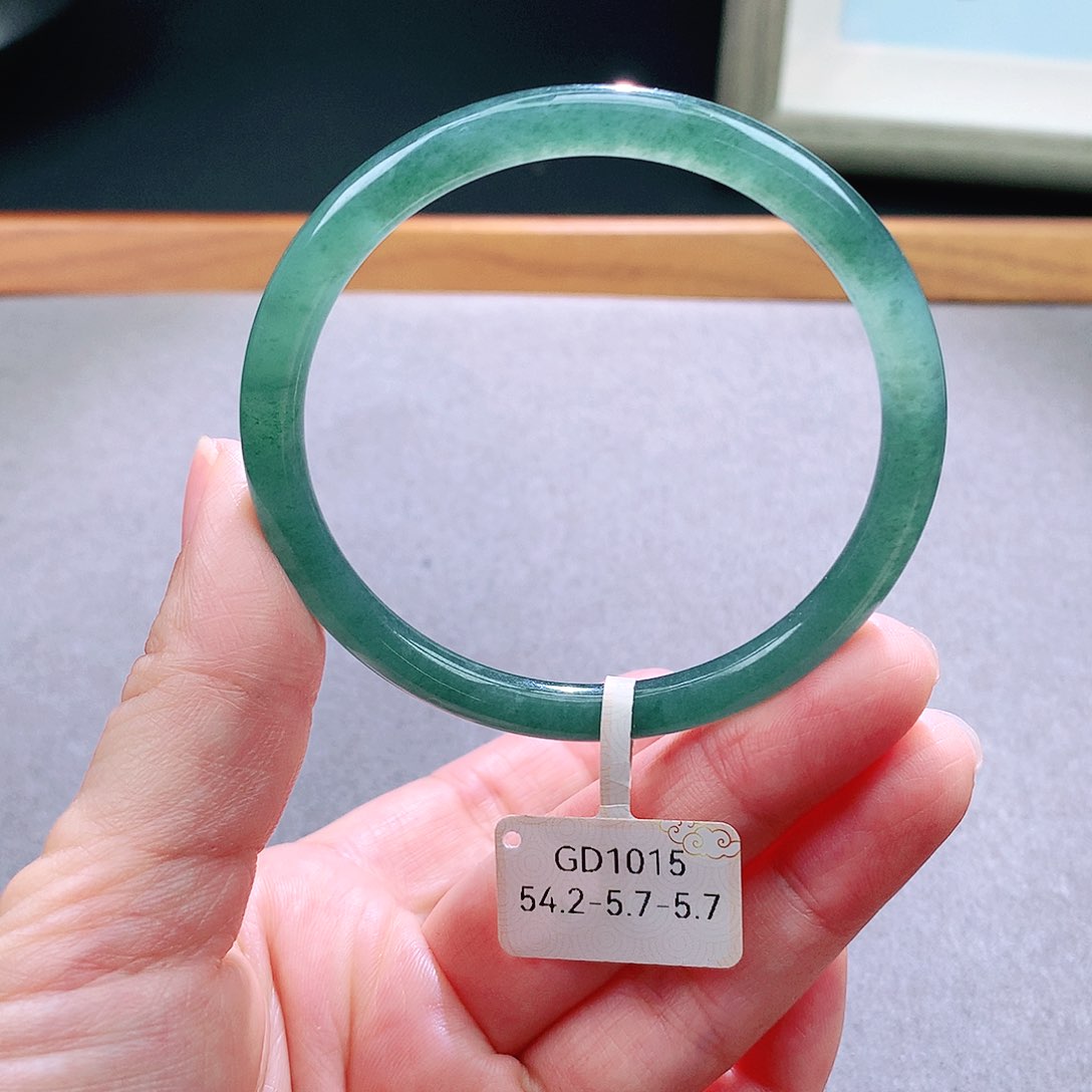 未镶嵌手镯翡翠天然翡翠手镯a货