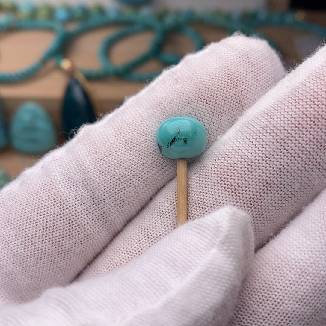 绿松石未镶嵌挂件