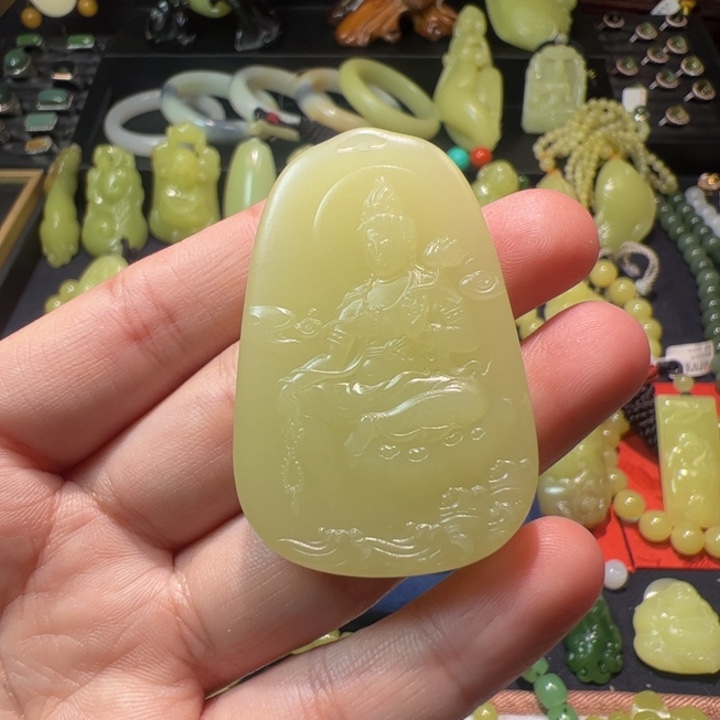 和田玉（黄玉）颈饰未镶嵌