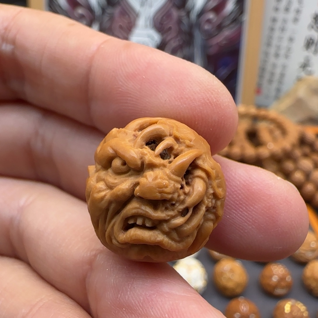 猴头核桃吊坠释魔