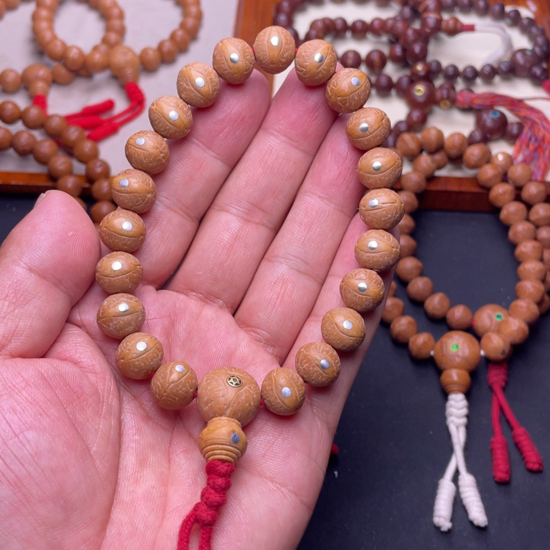 凤眼菩提吊坠凤眼