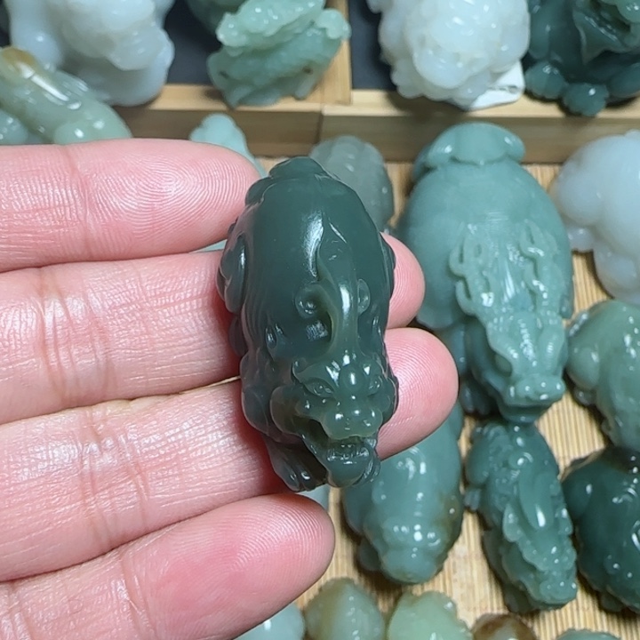 和田玉挂件未镶嵌