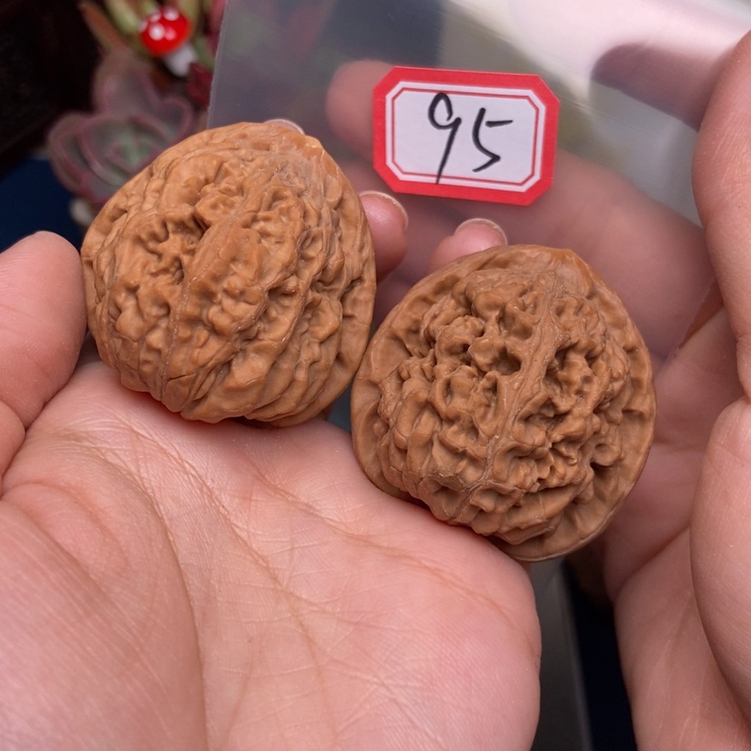 文玩核桃吊坠95号 凤凰台