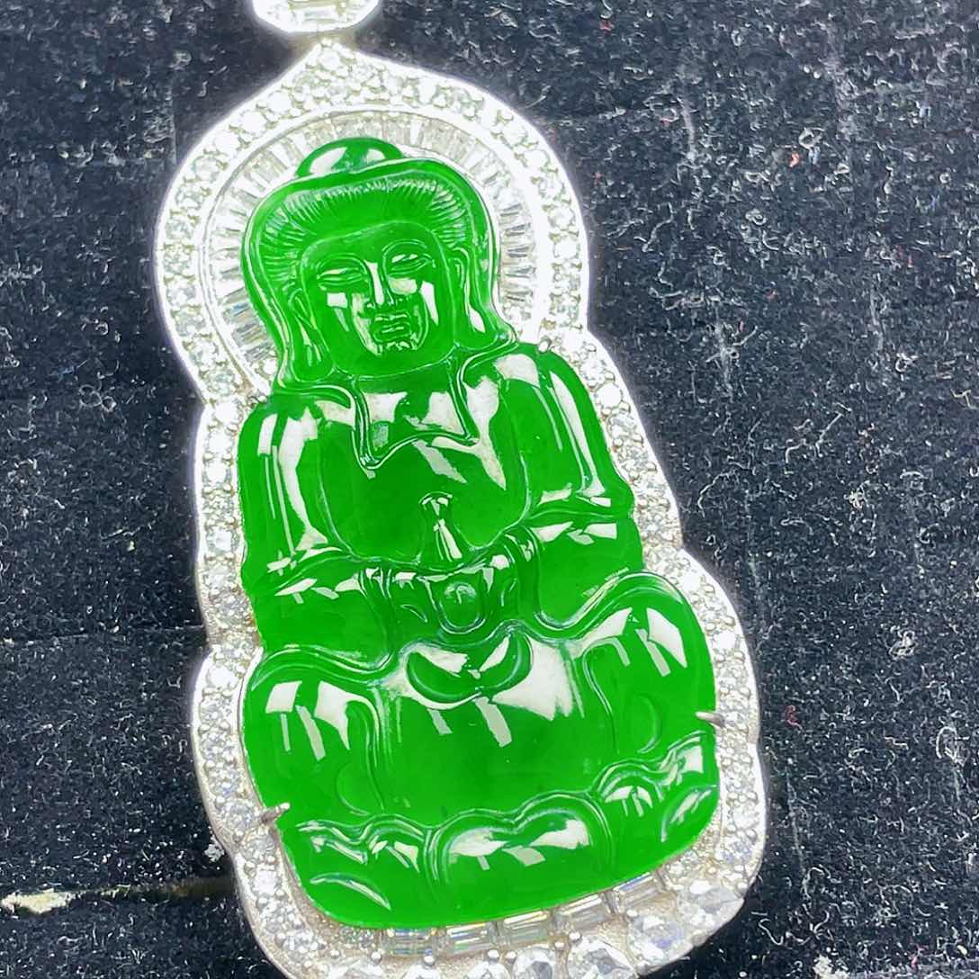 翡翠颈饰未镶嵌8，