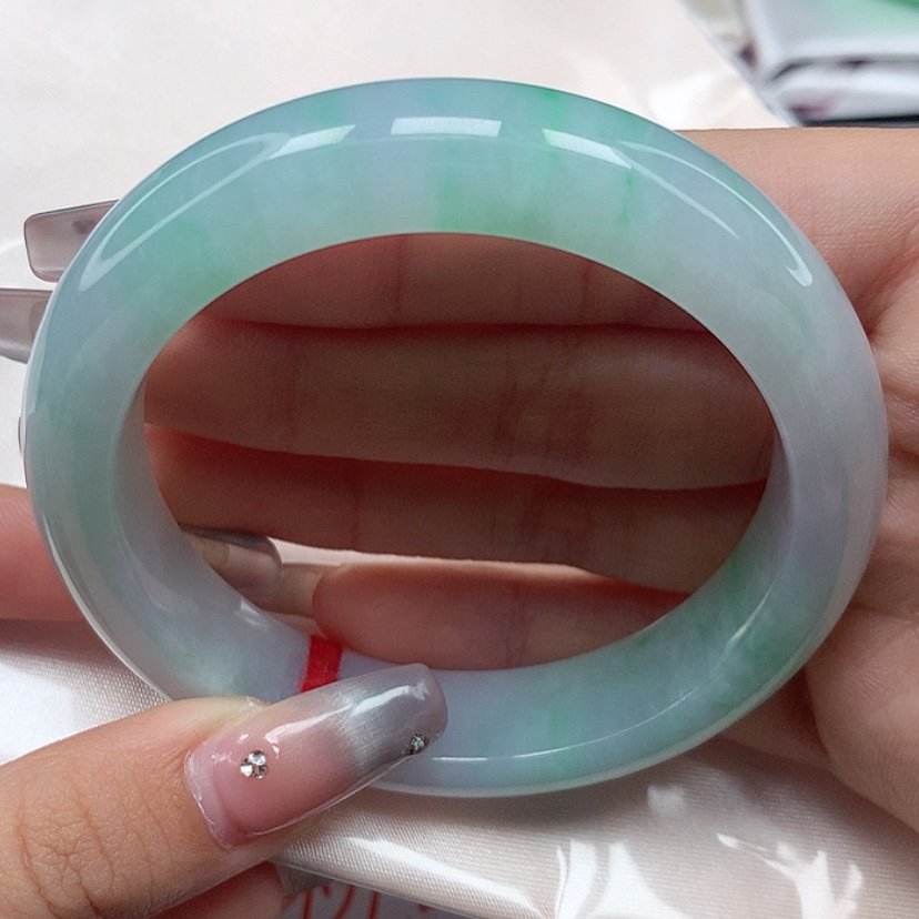 【闪购商品】翡翠手镯未镶嵌57圈冰胶阳花