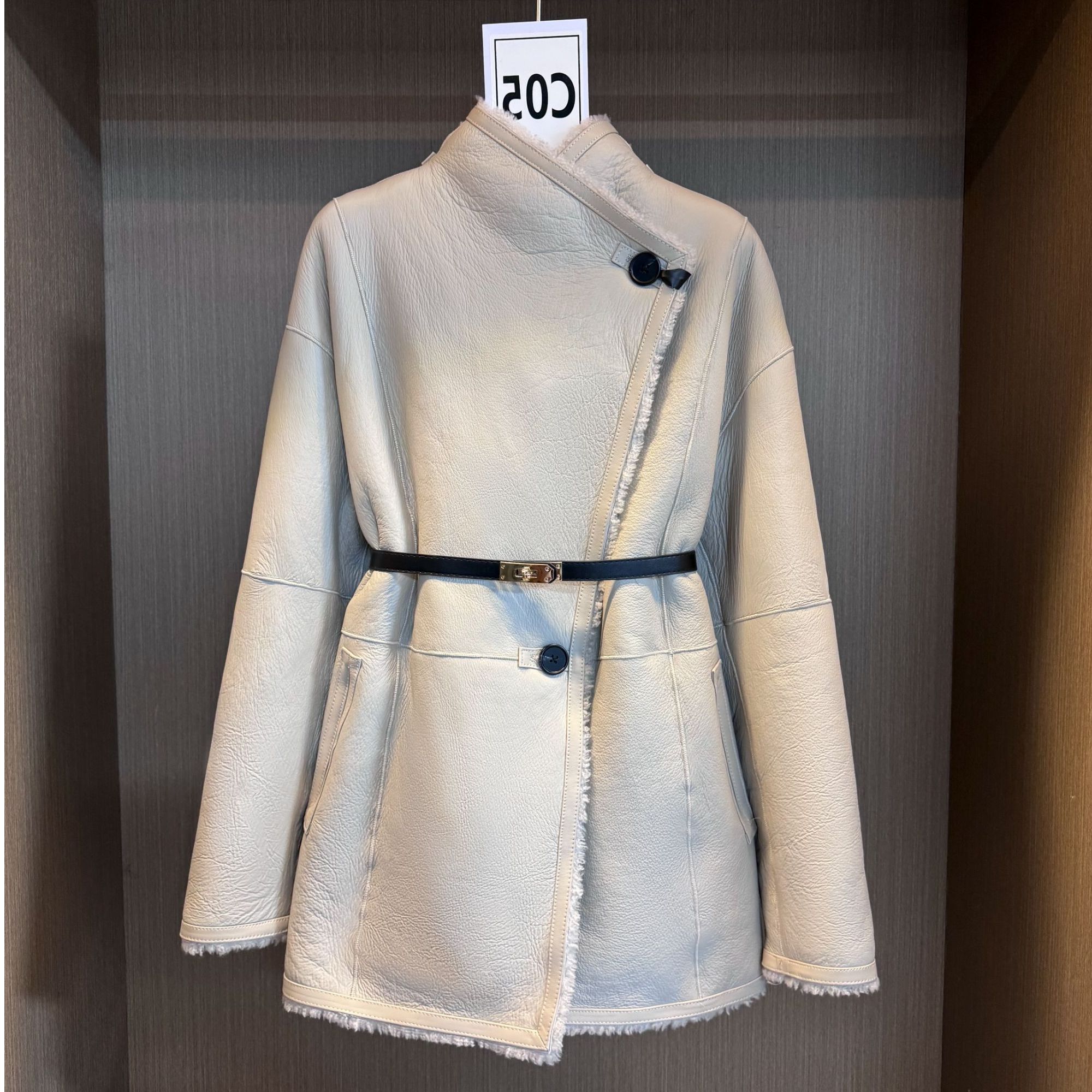 【C05】2025冬款两面穿韩系高级感超软皮羊毛外套女轻奢