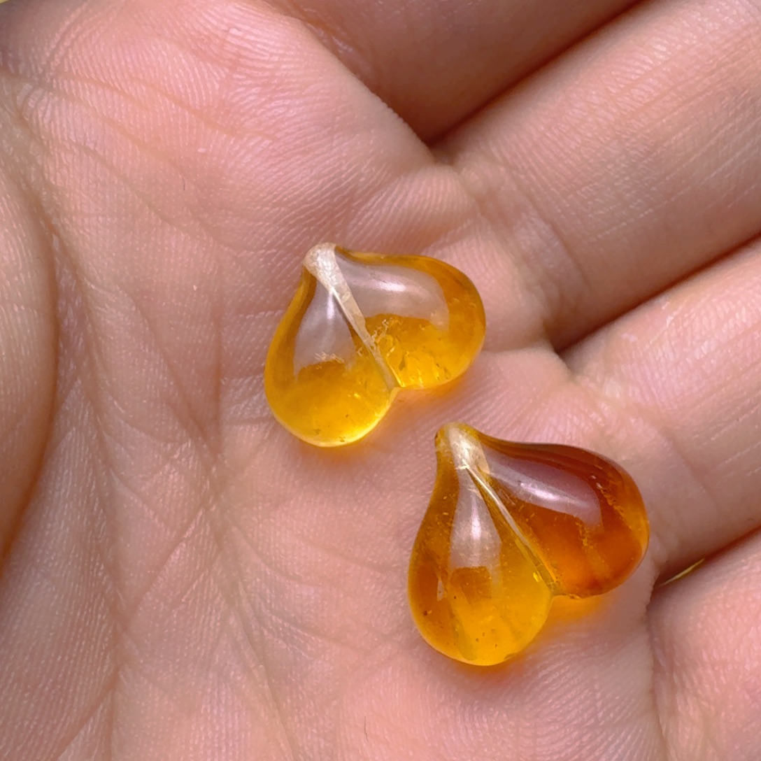 裸石蜜蜡未镶嵌微粉 2 个