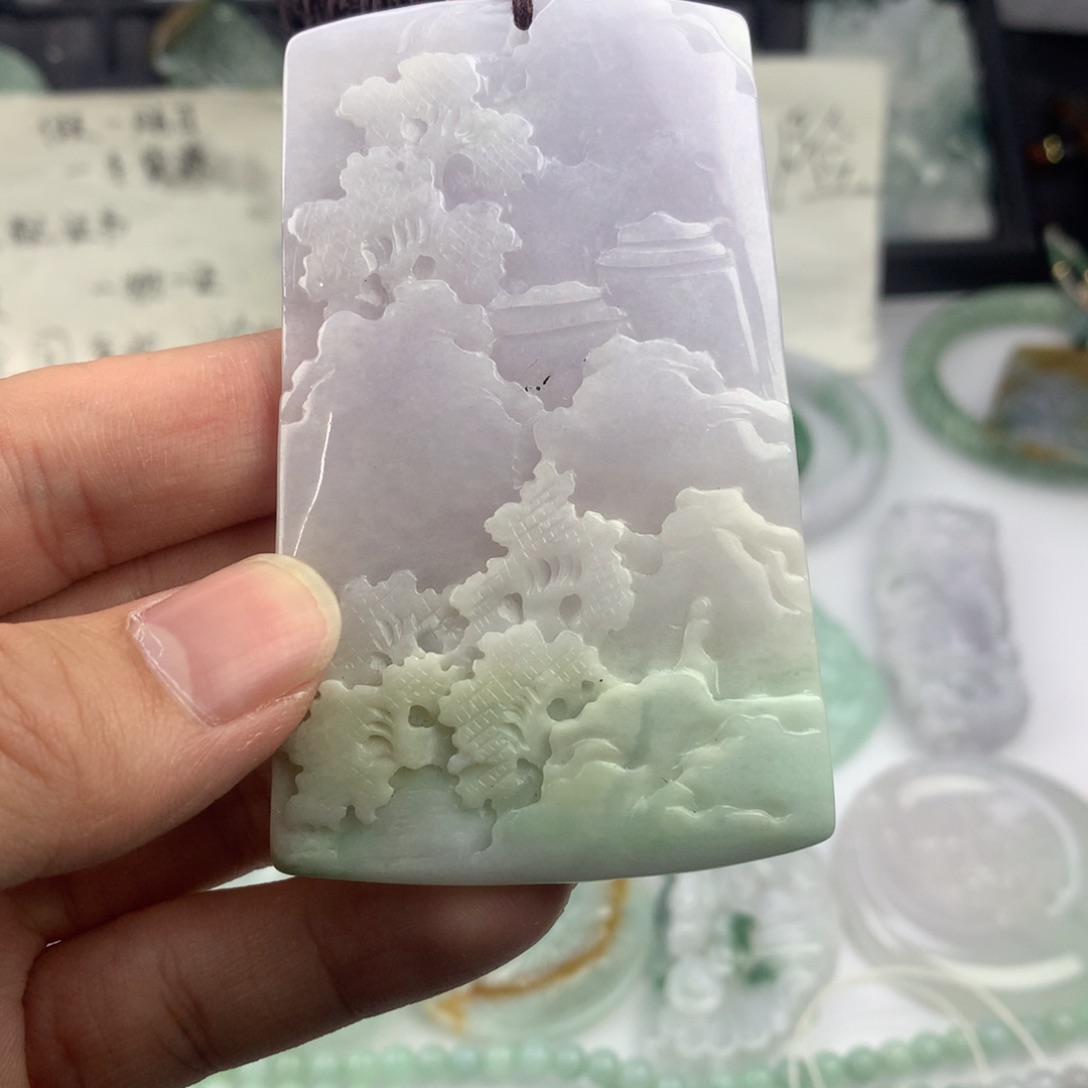 翡翠颈饰未镶嵌一