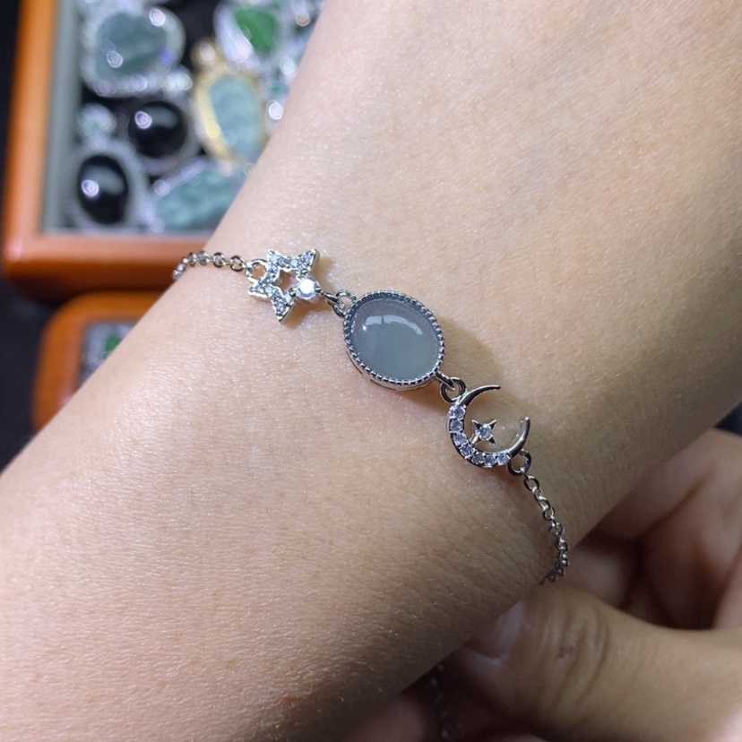 【闪购商品】翡翠颈饰未镶嵌天然