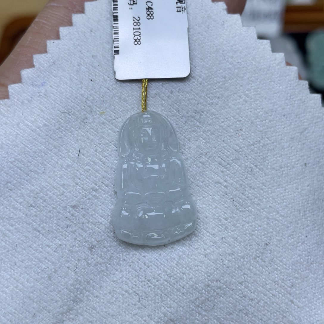 颈饰未镶嵌翡翠观音