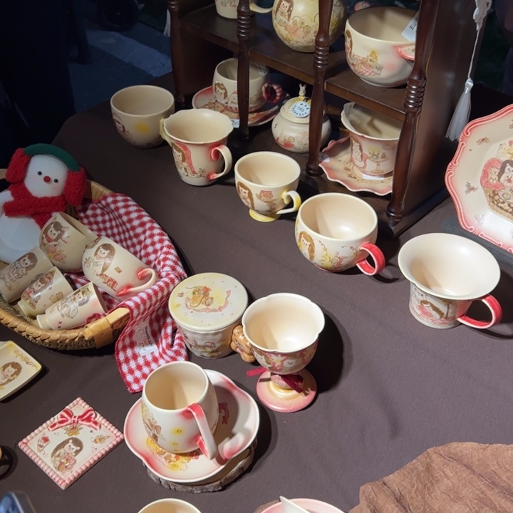 39。          陶瓷