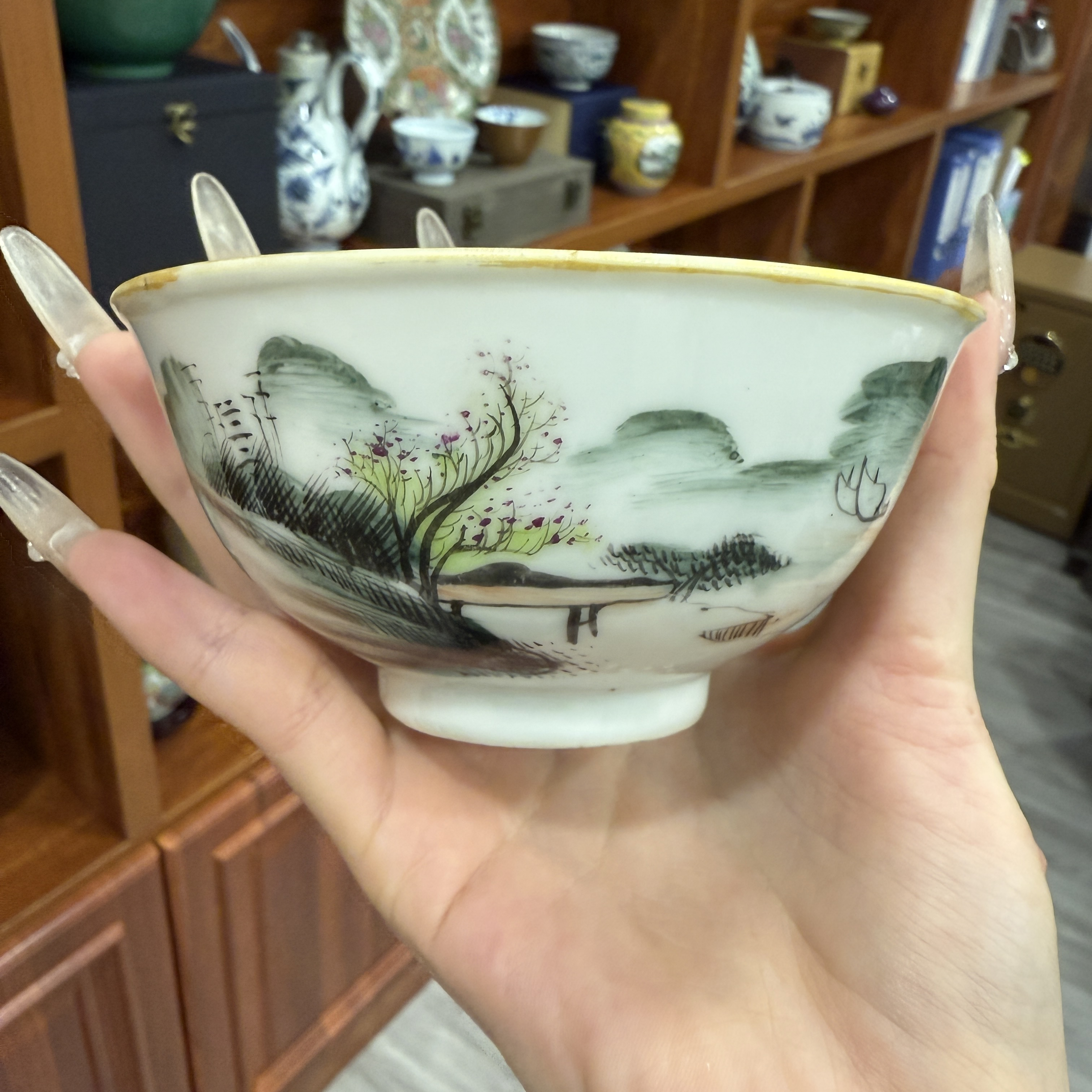 风景画小碗一枚 