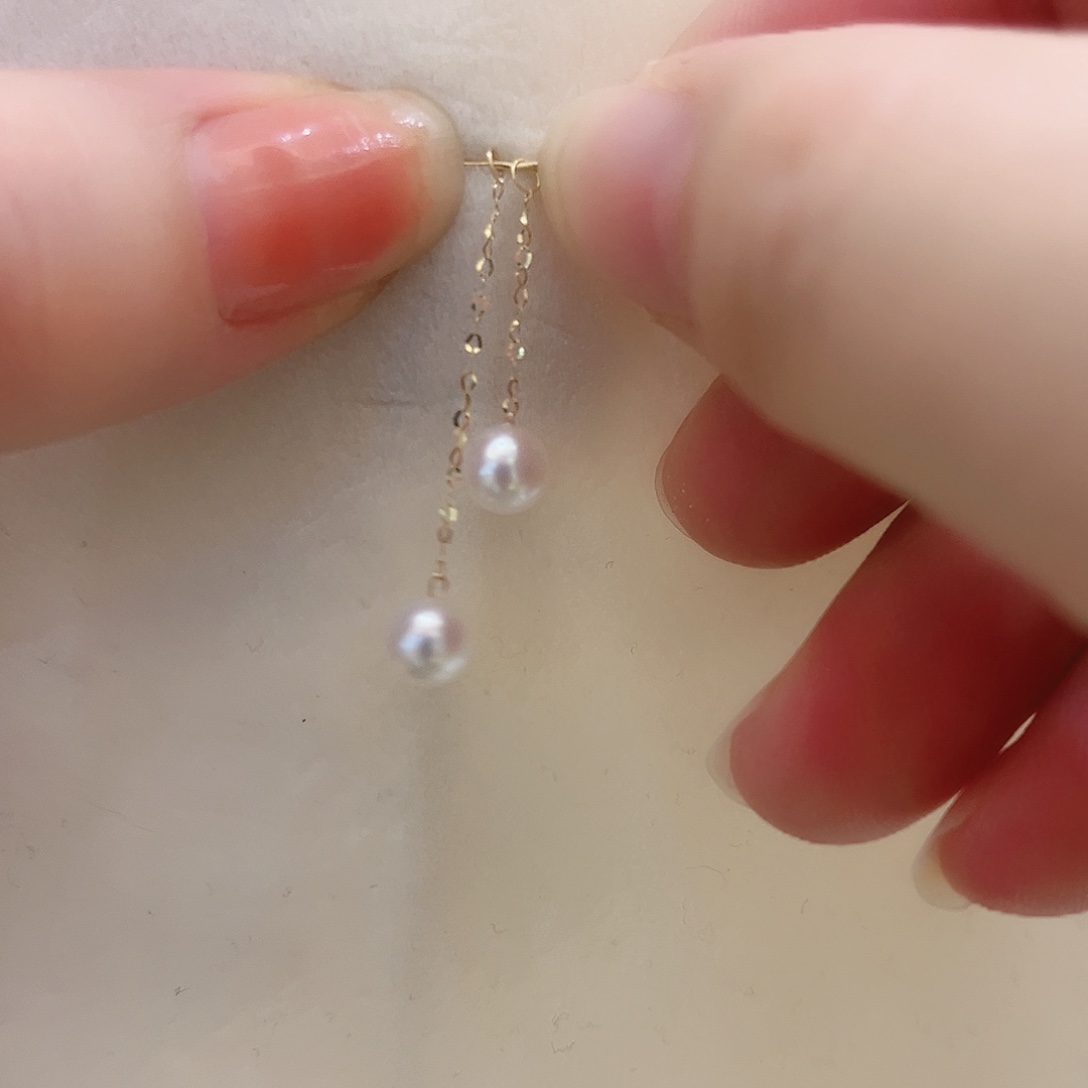 耳饰18K金镶嵌淡水珍珠