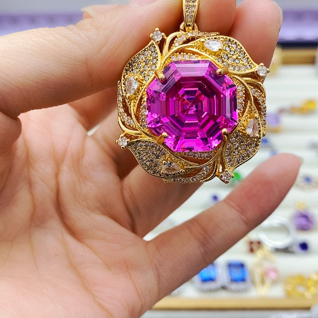 吊坠(赠链)未镶嵌尖晶石