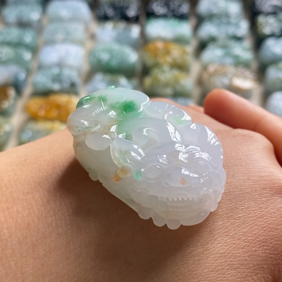 翡翠未镶嵌颈饰天然翡翠貔貅吊坠