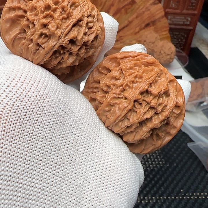 吊坠文玩核桃盘龙纹48尺