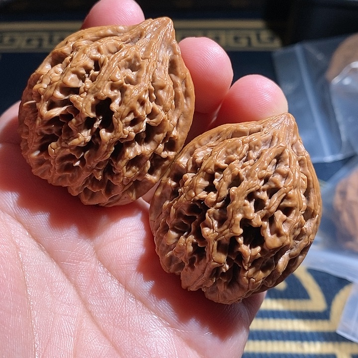 【闪购商品】文玩核桃吊坠九龙筋