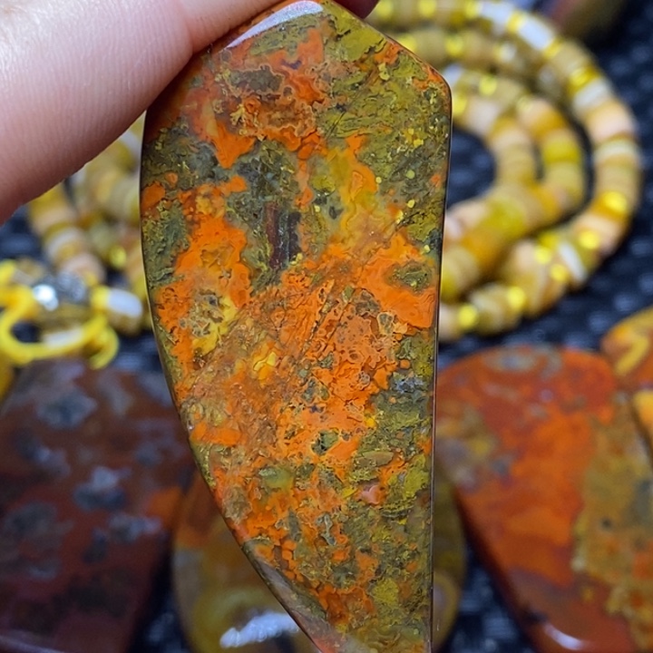 玛瑙/玉髓颈饰未镶嵌