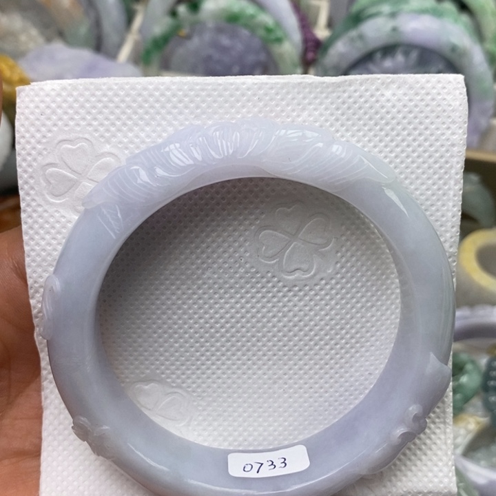 翡翠未镶嵌手镯58.5圈