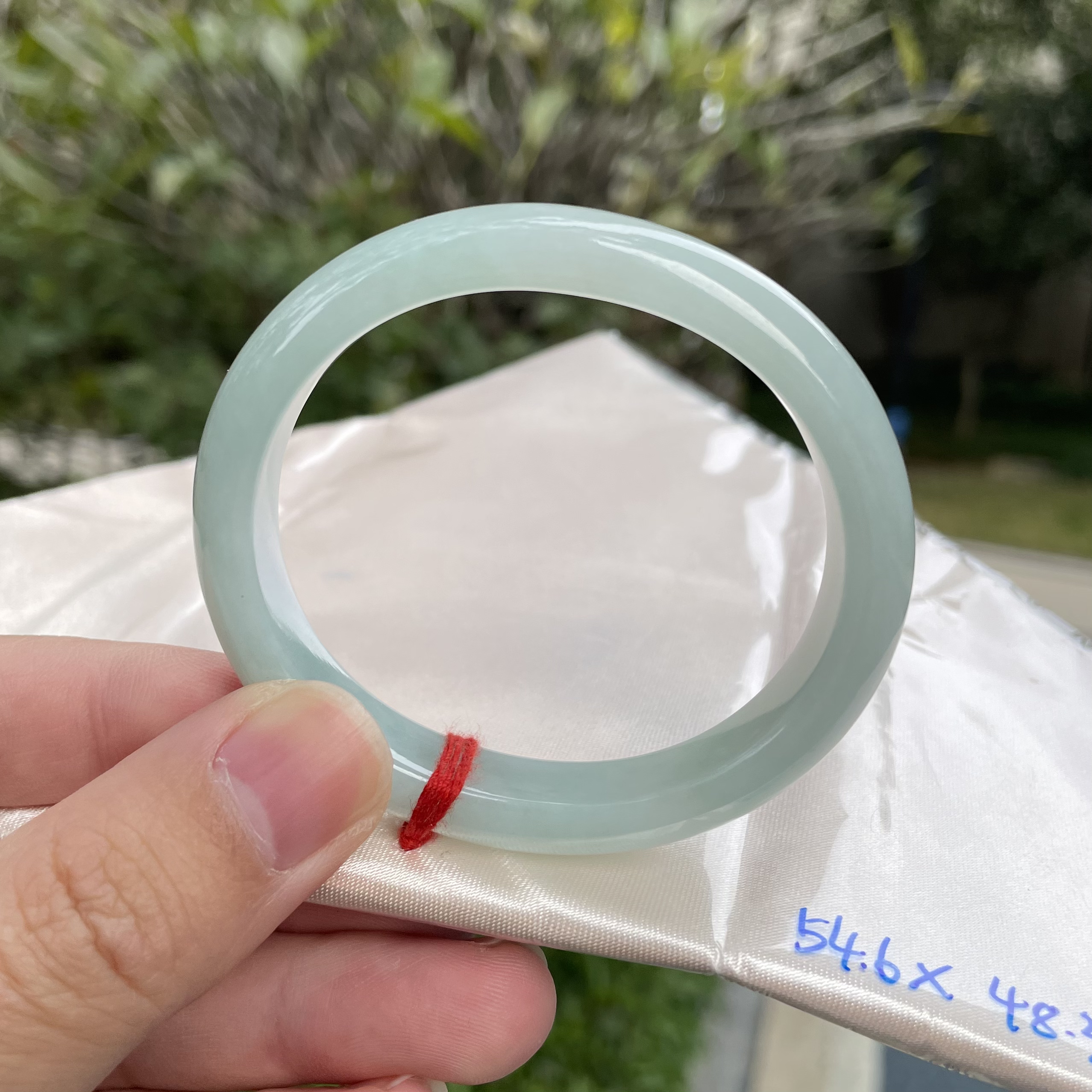 天然翡翠手镯 五十四点六圈口 贵妃