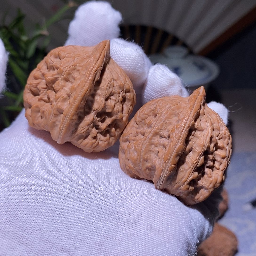 文玩核桃吊坠35赤龙鸡心