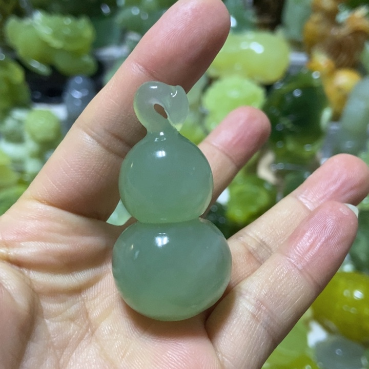 【闪购商品】未镶嵌蛇纹石玉把件