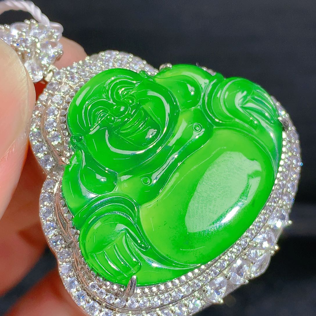 翡翠颈饰银S925镶嵌吊坠