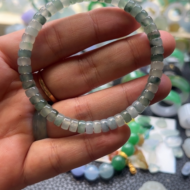 翡翠未镶嵌手链翡翠手链