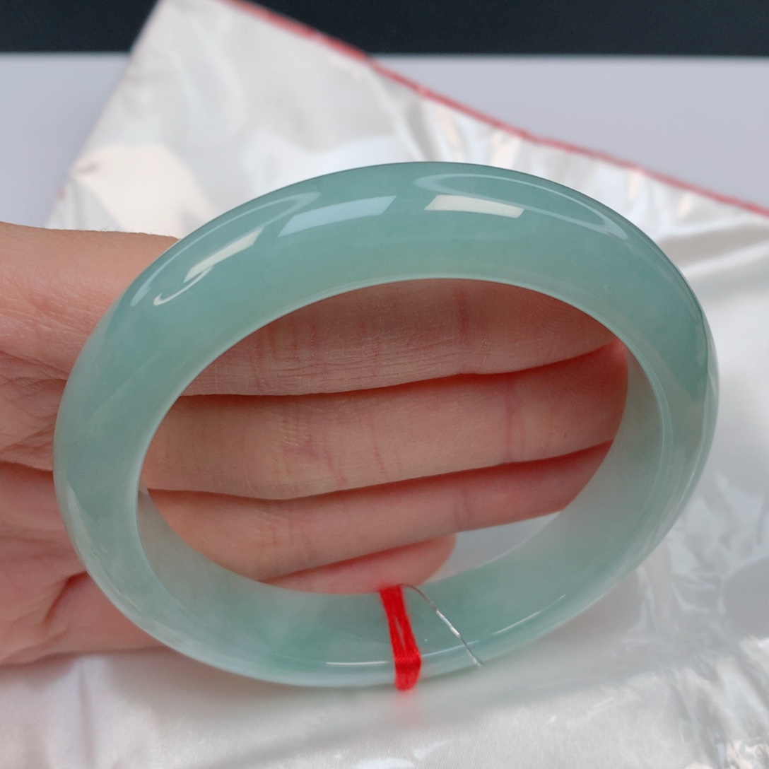 翡翠手镯未镶嵌56.8正圈