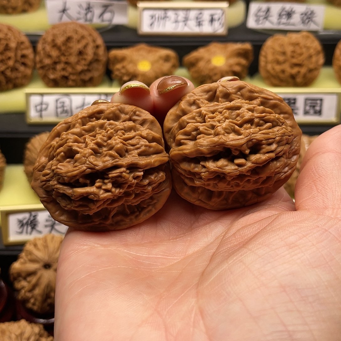 【闪购商品】吊坠文玩核桃虎头39