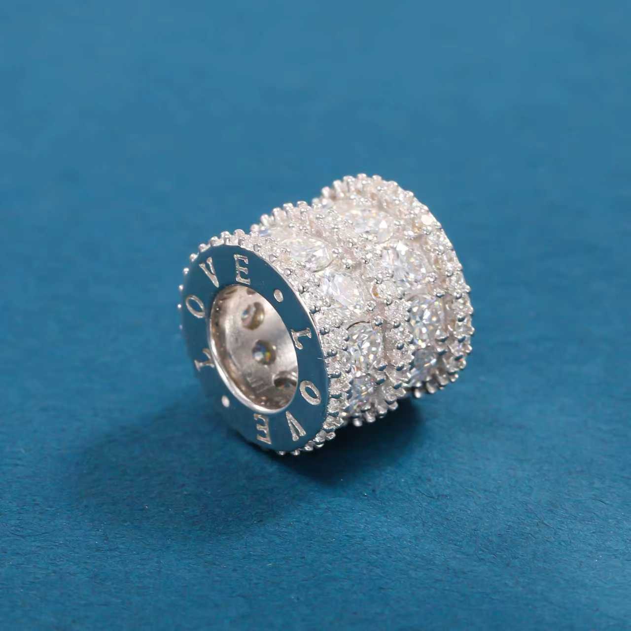 吊坠925银莫桑石  ——木木（M173）纯银6分*20颗莫桑小蛮腰吊坠