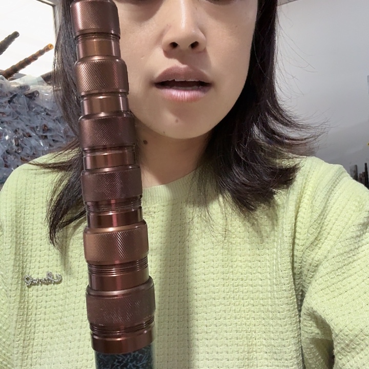 刚***现多功能伸缩定位杆8米