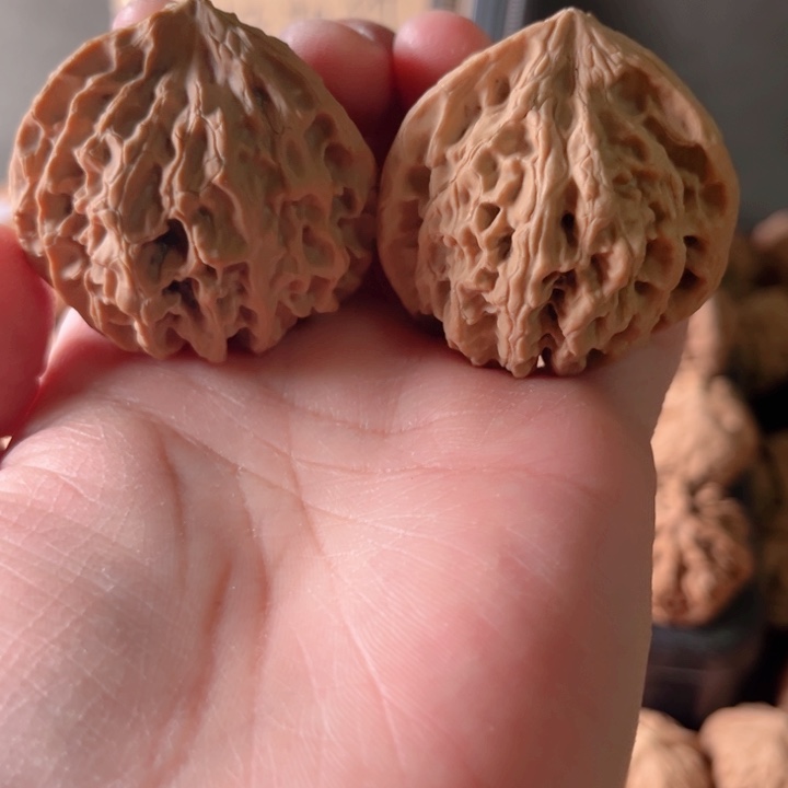 浅***年文玩核桃吊坠文玩