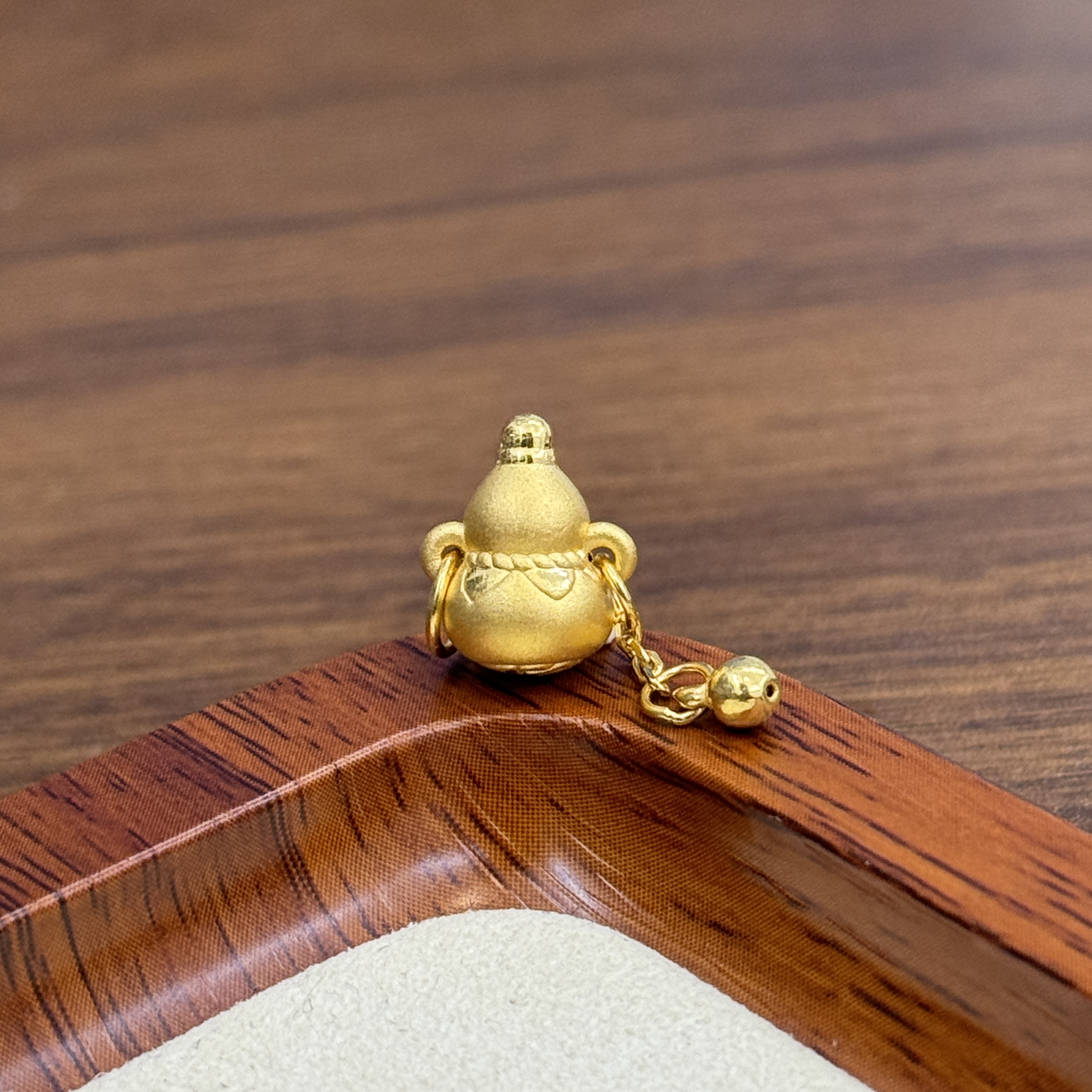 辉通黄金足金999吊球流苏纳福葫芦DP2136-01310