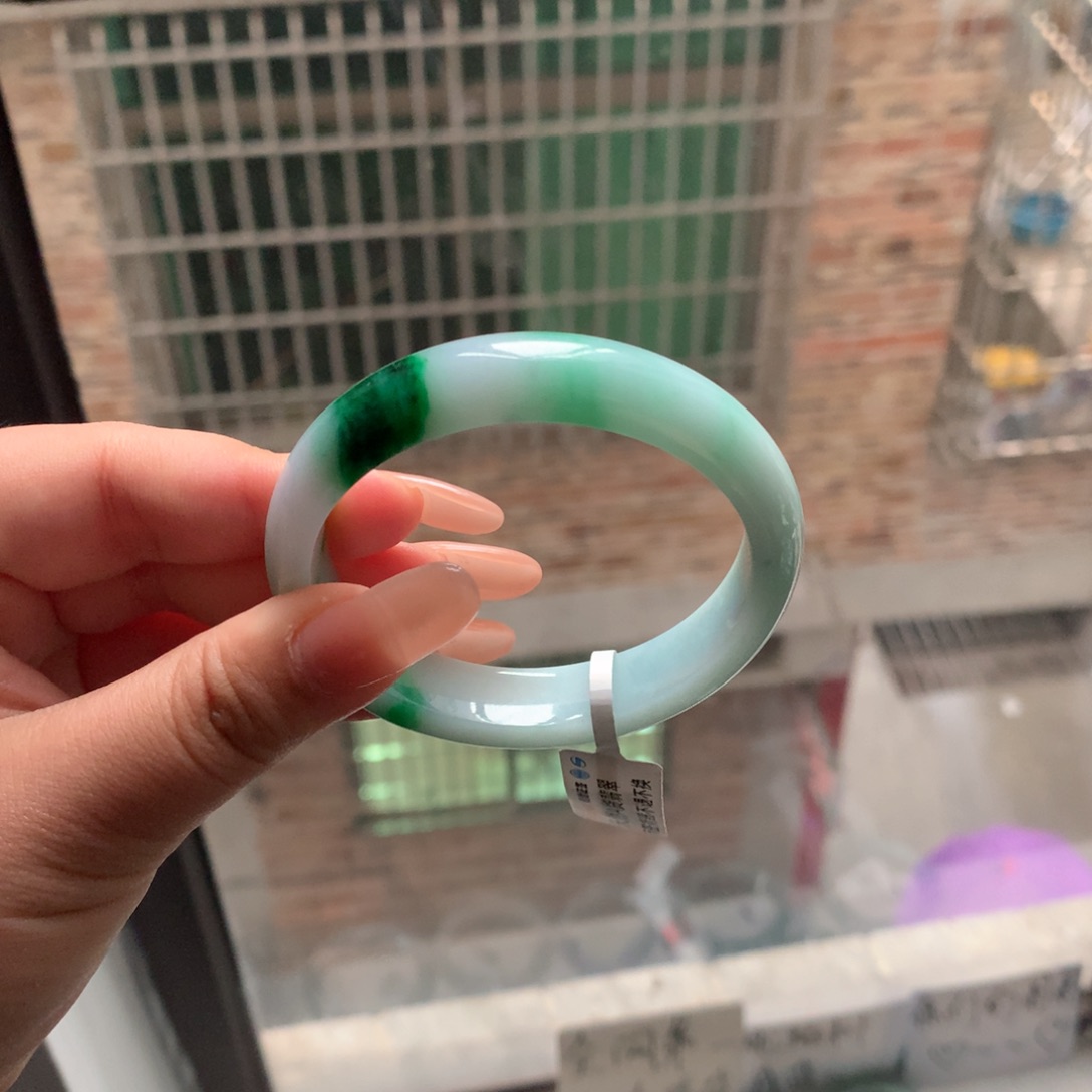 翡翠手镯未镶嵌11 55飘辣阳绿贵妃