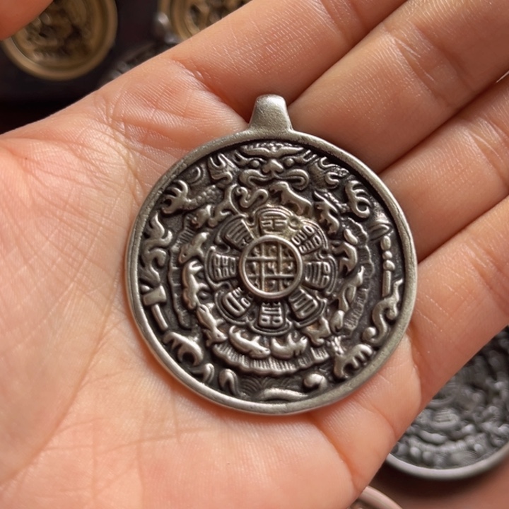 颈饰琉璃彰**生喜欢的朋友