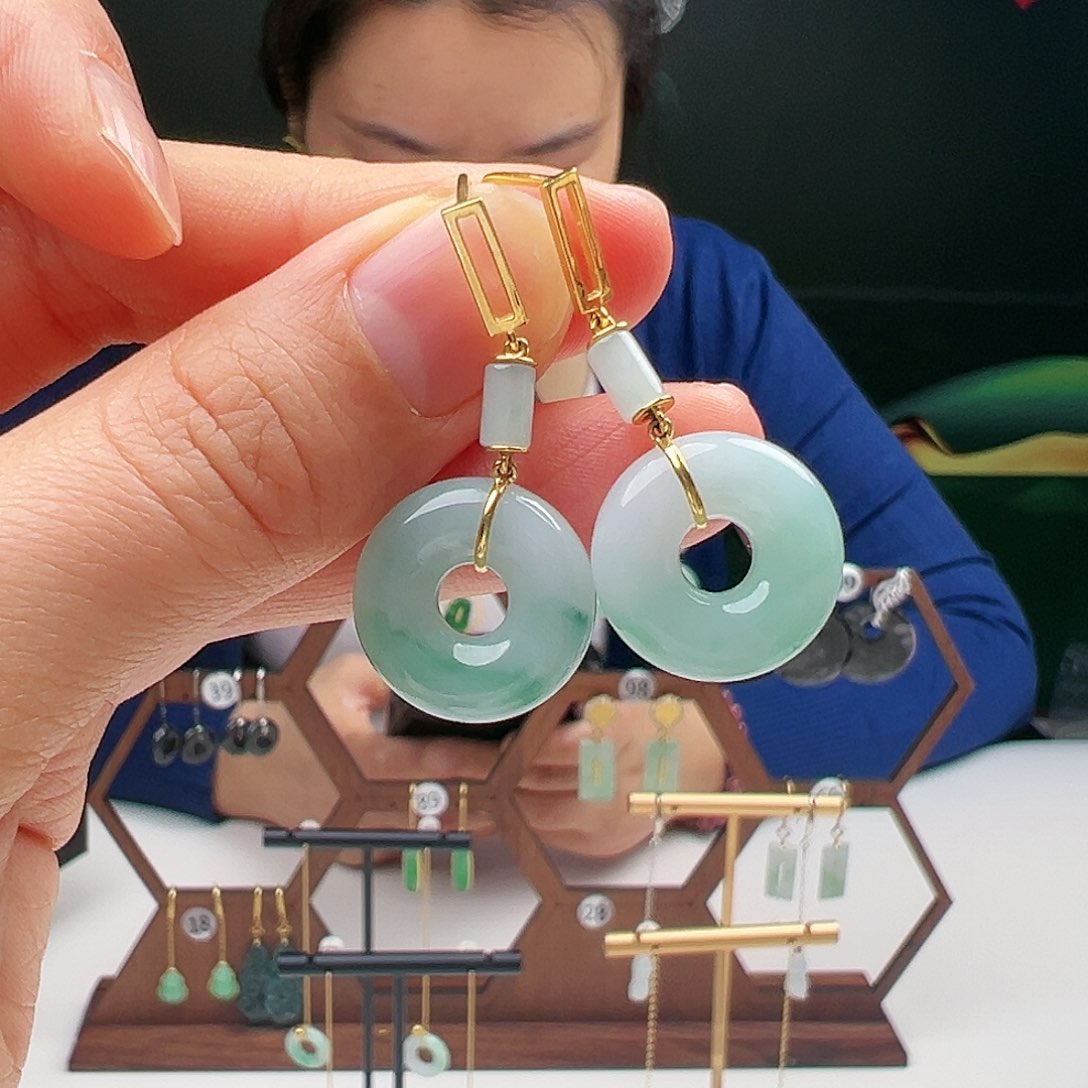 翡翠耳饰18K金镶嵌天然翡翠