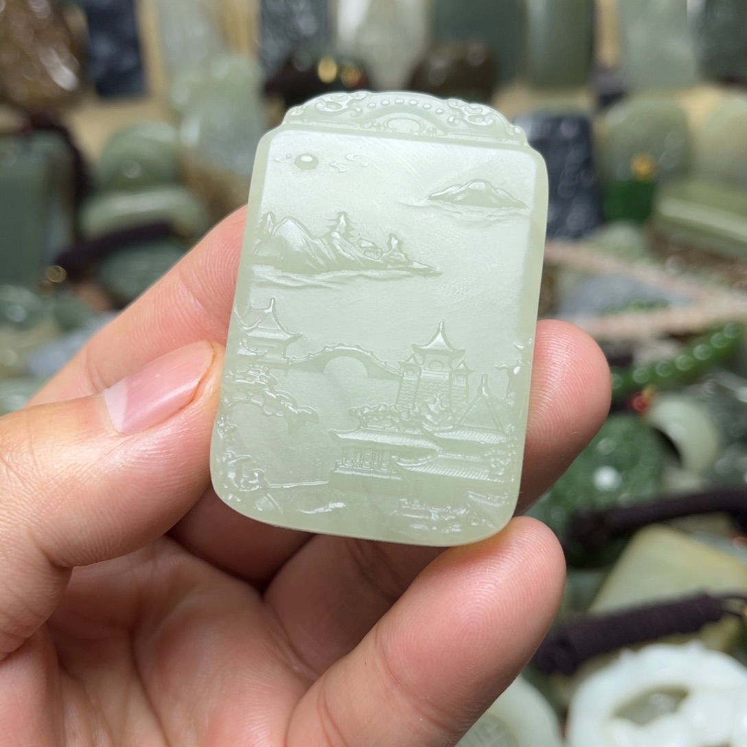 和田玉颈饰未镶嵌有水线