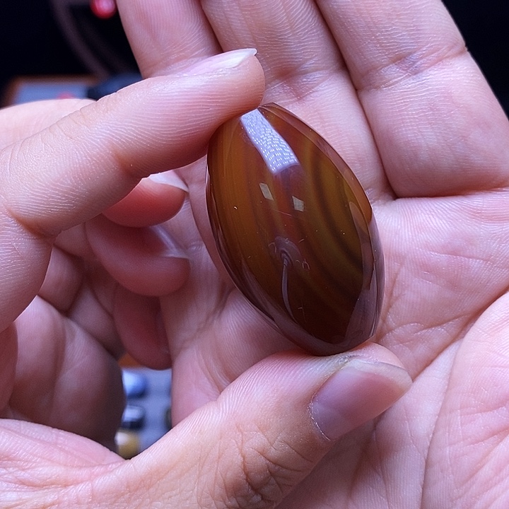 布***衣玛瑙/玉髓未镶嵌颈饰