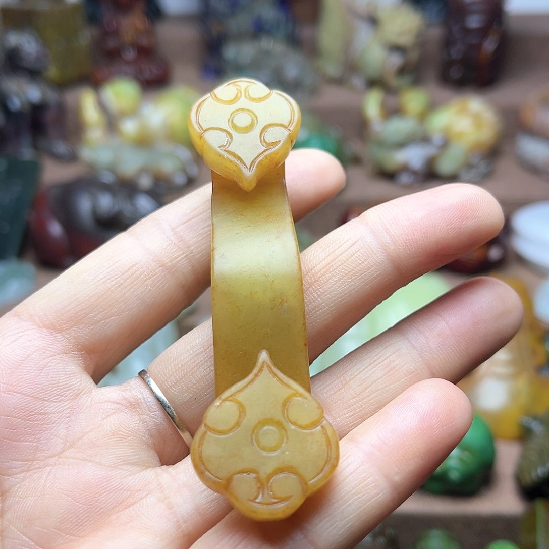 白玉菩提吊坠28。。