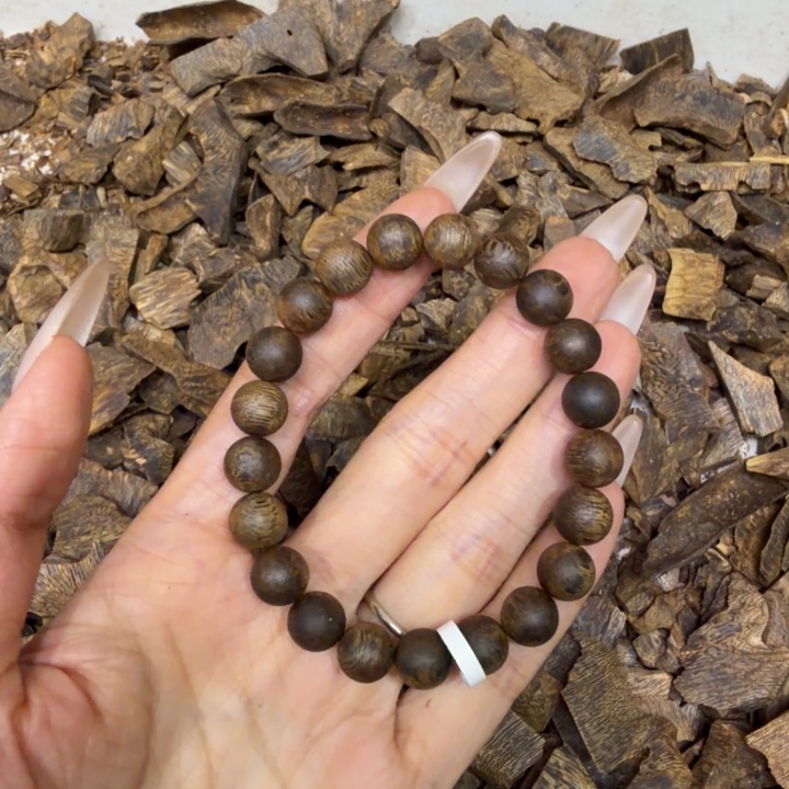 鸿***镜沉香香囊沉香海南老料沉水1.1规格15