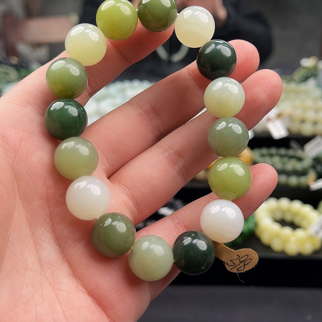 和田玉手串未镶嵌