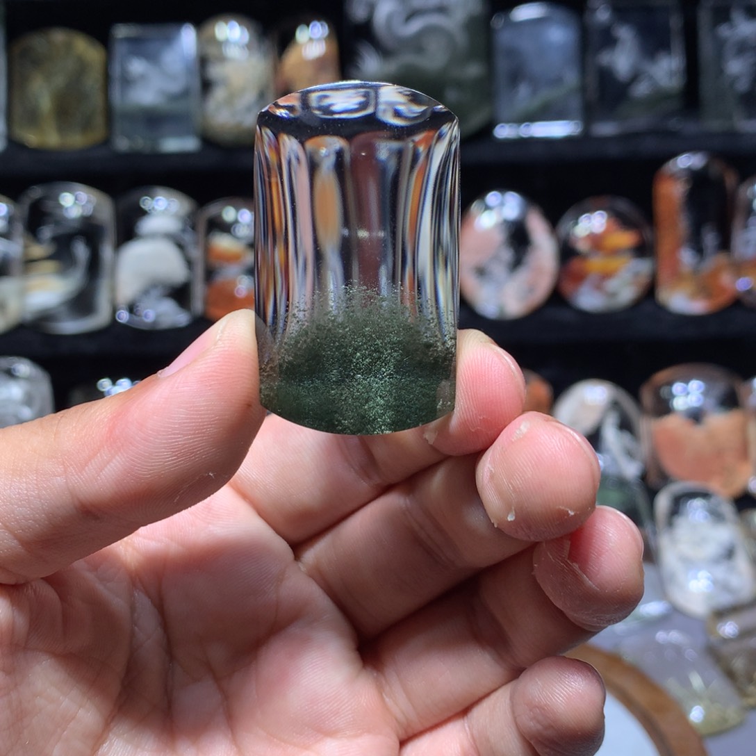 颈饰未镶嵌水晶马**?天然水晶吊坠