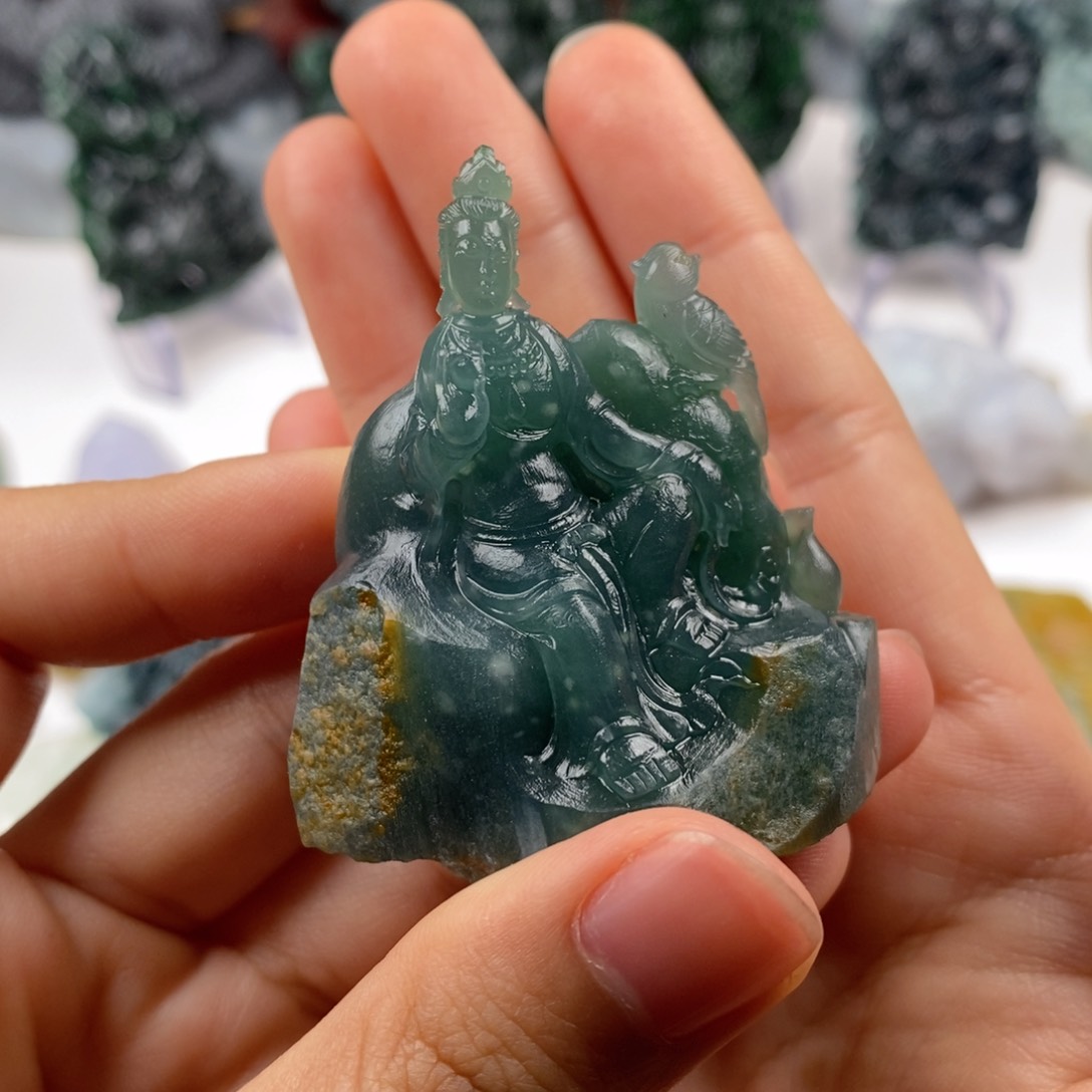 定制翡翠未镶嵌翡翠