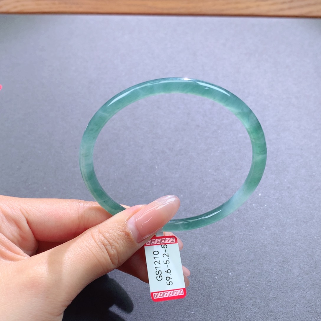 翡翠手镯未镶嵌天然翡翠叮当镯美人镯