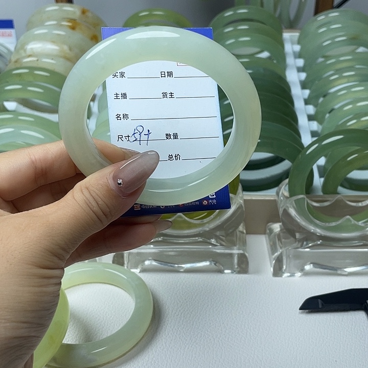蛇纹石玉合金手镯