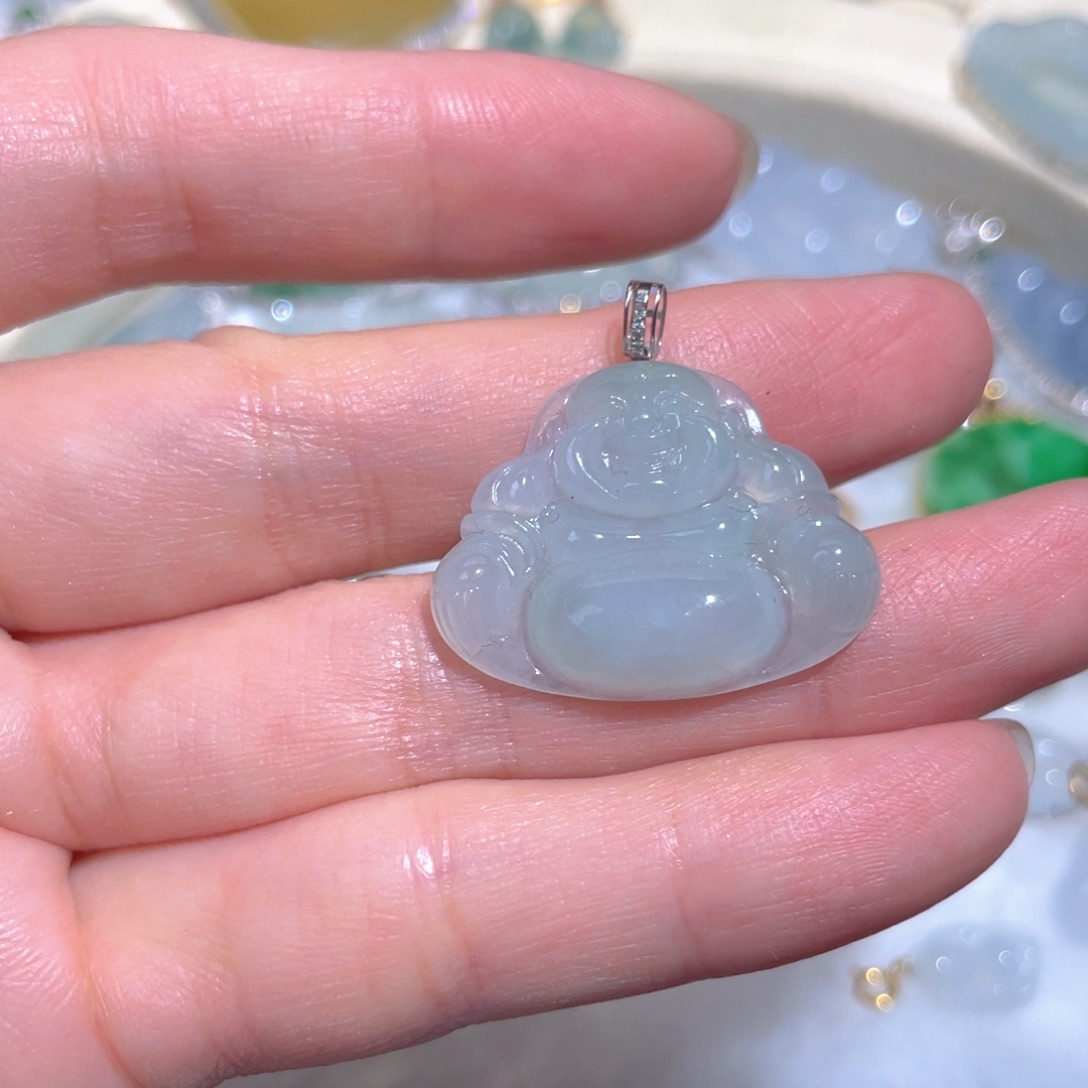 翡翠颈饰18K金镶嵌翡翠