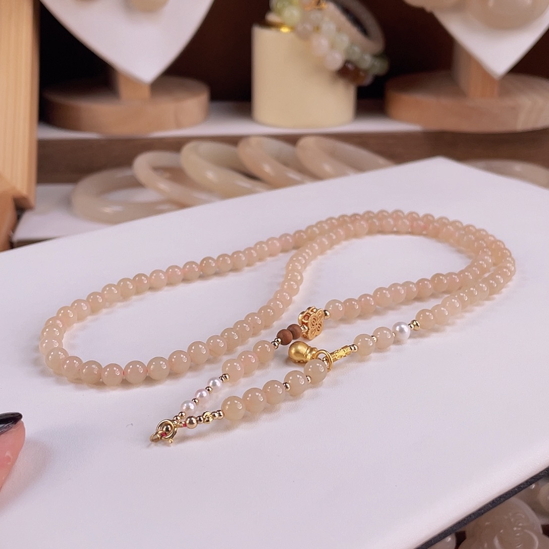 和田玉项链未镶嵌