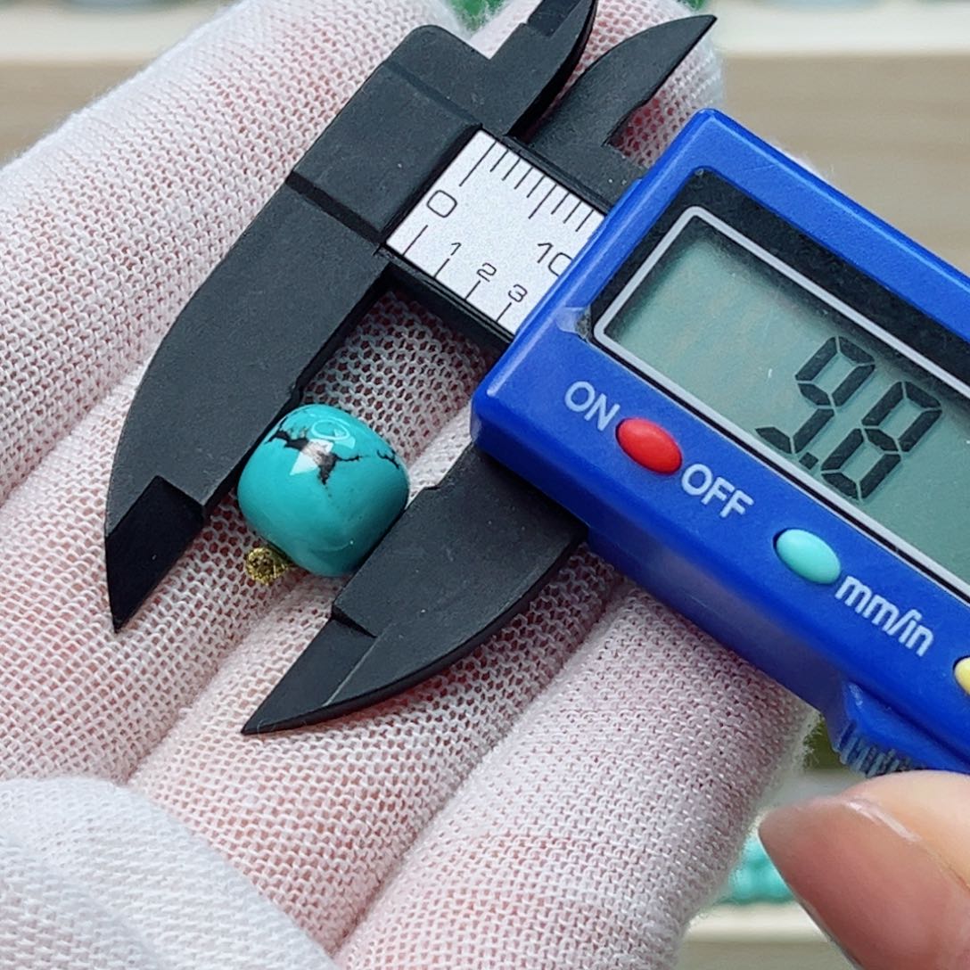 绿松石珠宝未镶嵌